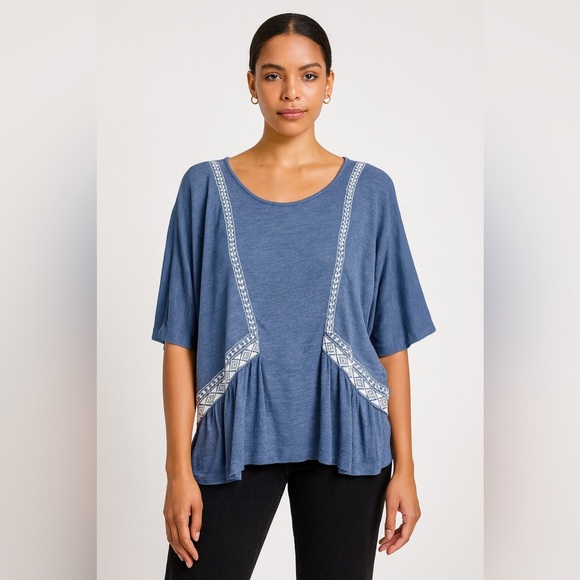 Akemi + Kin Anthropologie Blue Linen Crop Blouse Size Small - Picture 1 of 8